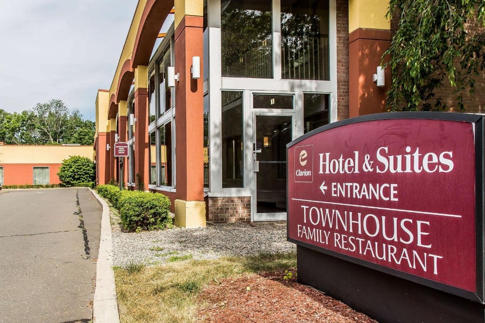 Clarion Hotel & Suites Hamden-New Haven Main image